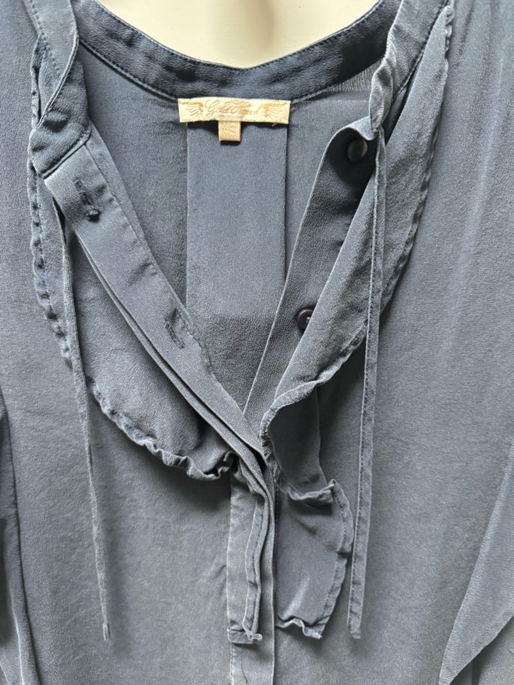 Gold Hawk 100% Silk Ruffle Flutter Sleeve Blouse | Size XS | Steel Navy - Picture 4 of 4